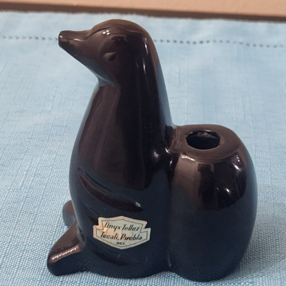 Tecali Pubela Mexico Black Onxy Penguin ToothPick Holder/Bud Vase